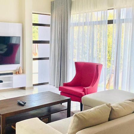 774Ways Holiday Home Hartbeespoort Ngoại thất bức ảnh