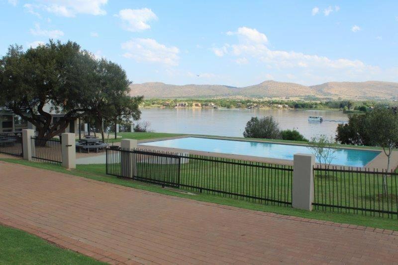 774Ways Holiday Home Hartbeespoort Ngoại thất bức ảnh