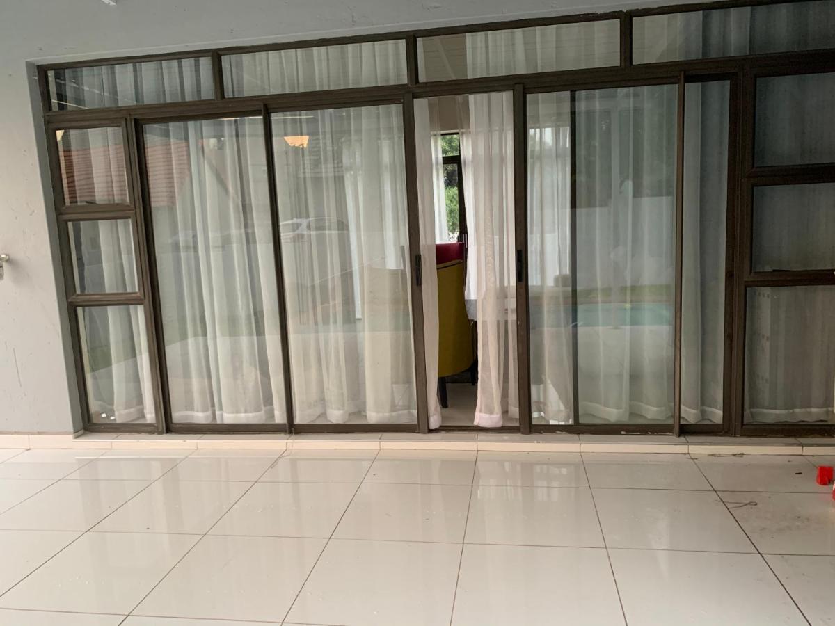 774Ways Holiday Home Hartbeespoort Ngoại thất bức ảnh